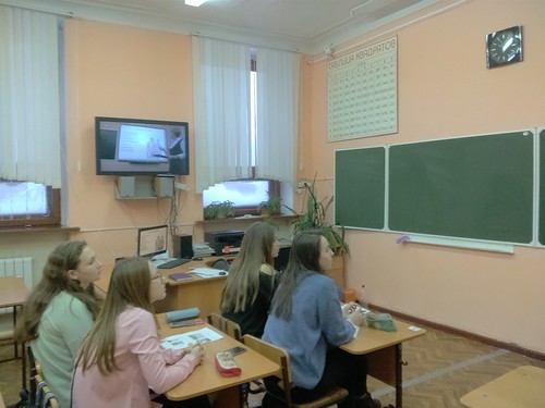100